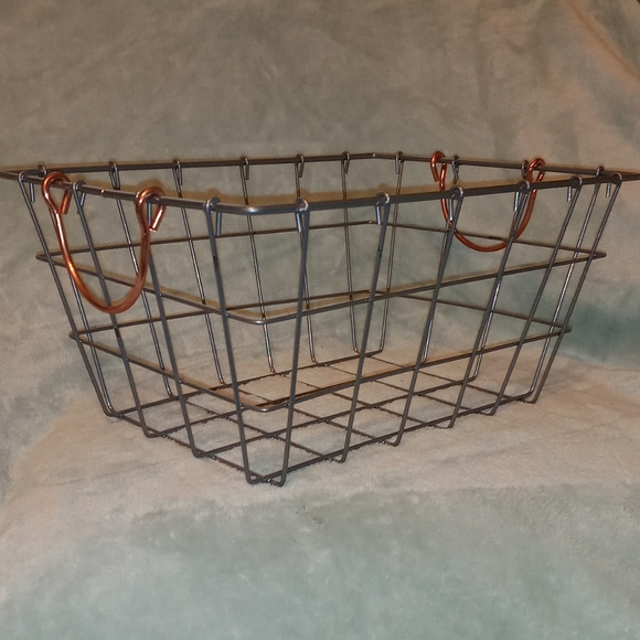 Farmhouse Style Metal Storage Basket